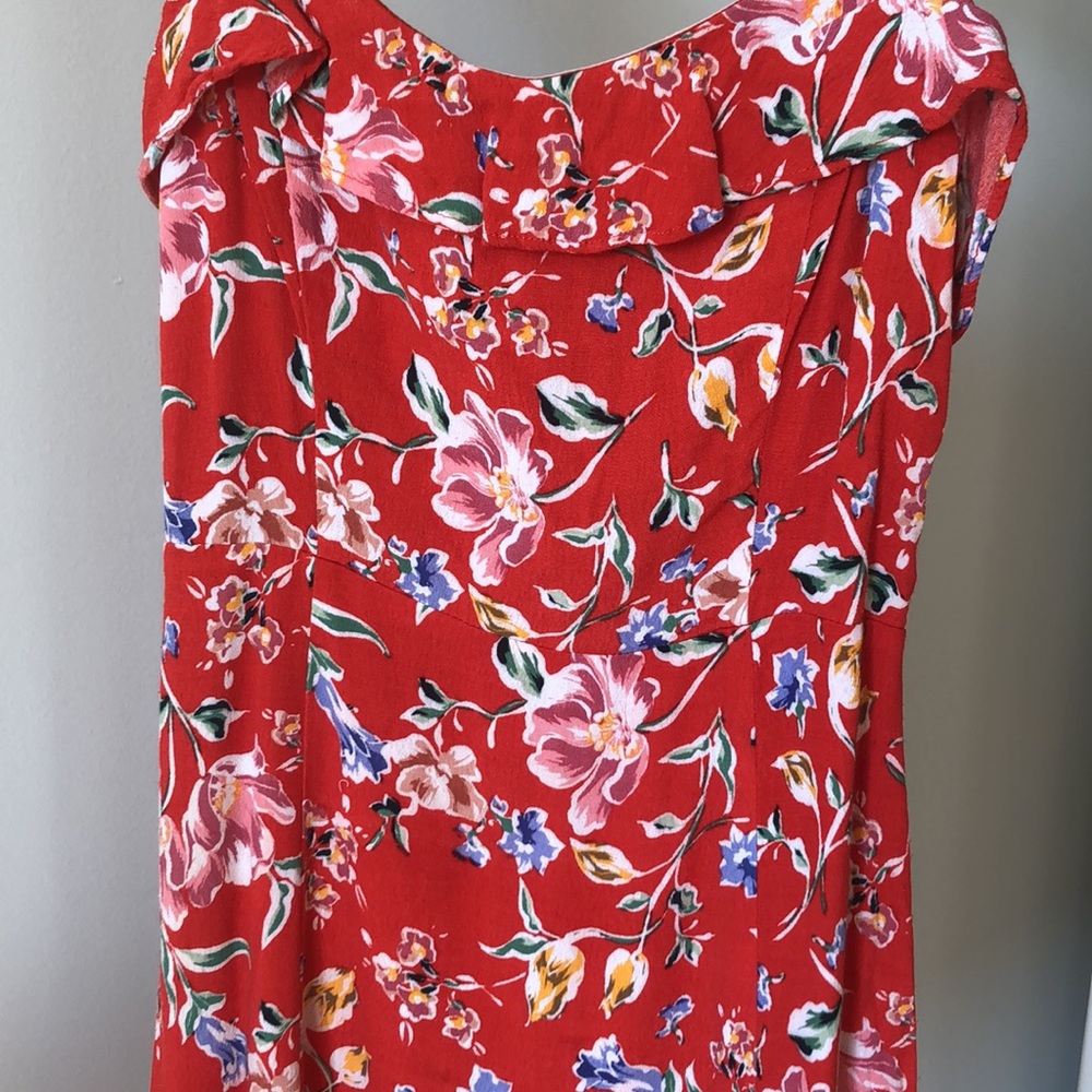ASTR The Label Red Ruffle Floral Mini Dress S - Picture 6 of 12
